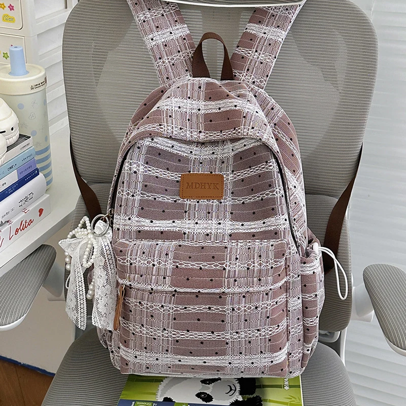 Kompakte Pünktchen Rucksack Karnz
