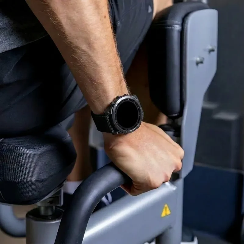 Garmin Tactix 7 Hybrid Nylon Armband (Schwarz)