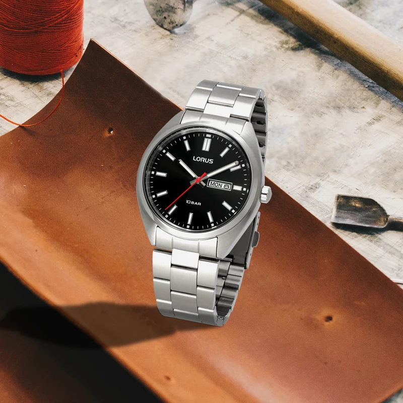 Lorus Sports RH363AX9 Herren Armbanduhr Schwarz • Mineralglas • 10 bar Wasserdicht