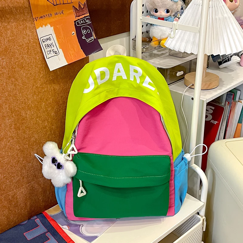 Bunter praktischer Rucksack Karnz