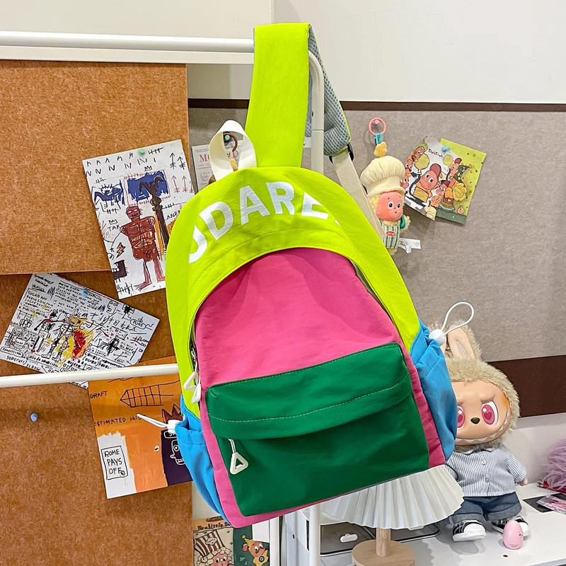 Bunter praktischer Rucksack Karnz