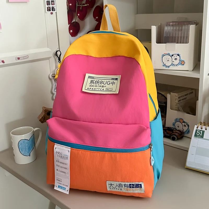 Bunter Multi-Fach-Rucksack Karnz