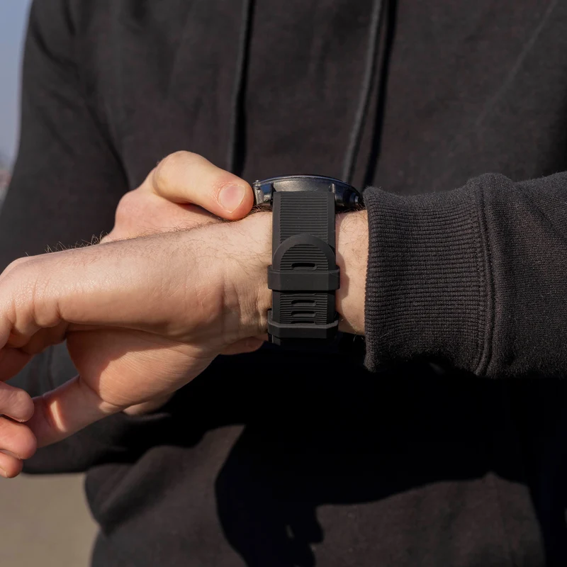 Garmin Fenix 9 - 51mm Silikonarmband (Schwarz)