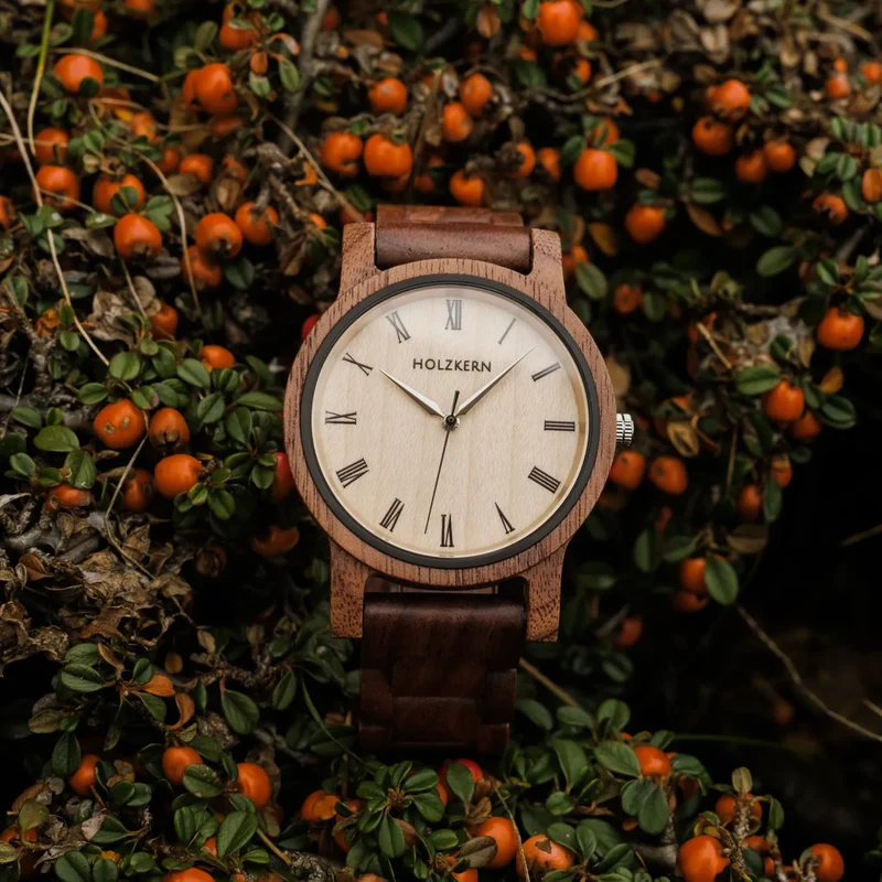 Holzkern Fall Dusk Armbanduhr Braun • Holzarmband • Miyota Quarzwerk