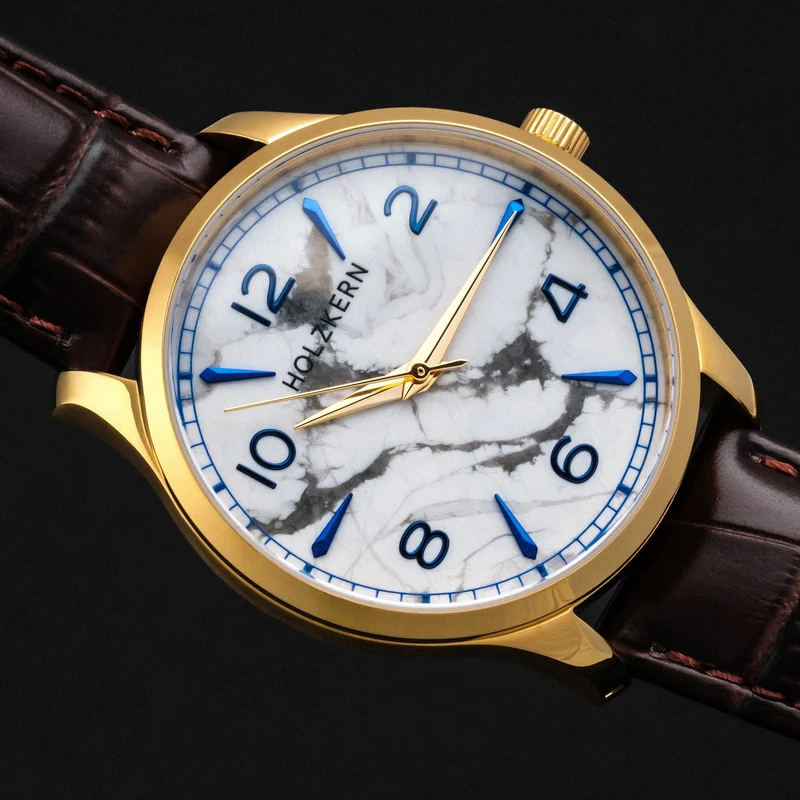 Holzkern Primetime Herrenuhr Goldfarben • Echter Howlith • Schlankes Edelstahlgehäuse