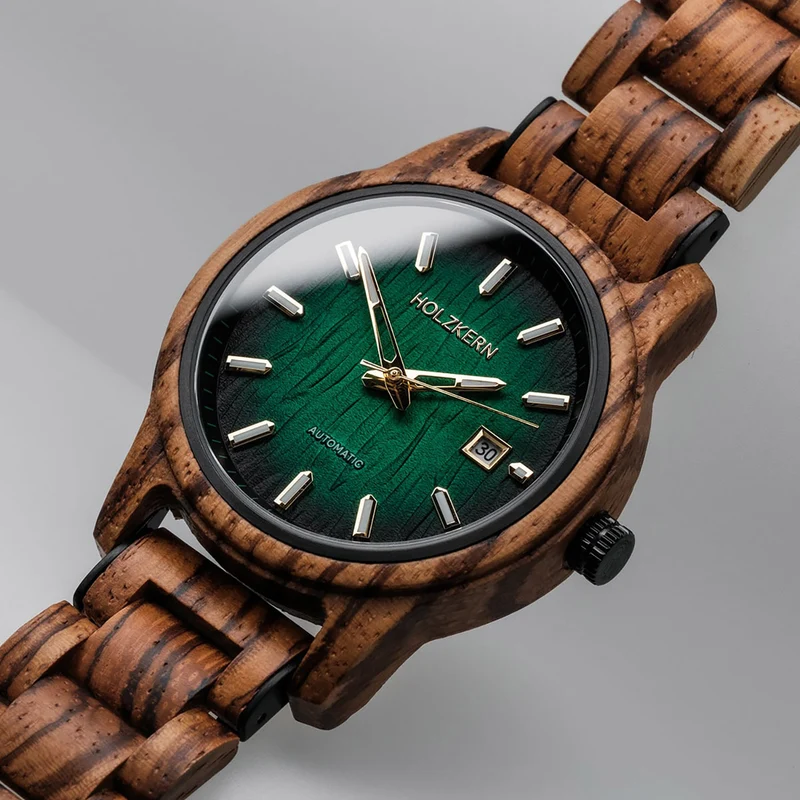 Holzkern Nightbird Herren Armbanduhr Grün • Automatikwerk • Naturholz Zebrano