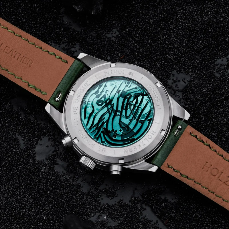 Holzkern Neverrest 9010631021832 Herren Armbanduhr Grün • Titan-Gehäuse • Saphirglas