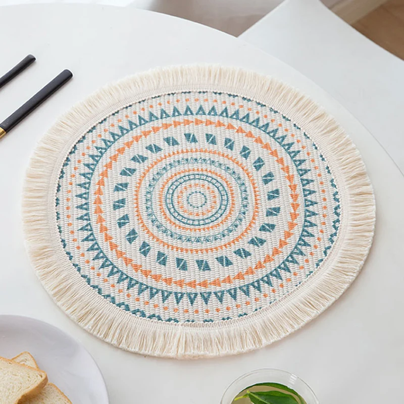 Rundes gewebtes Tisch-Platzset mit Fransenrand und Mandala-Jacquard