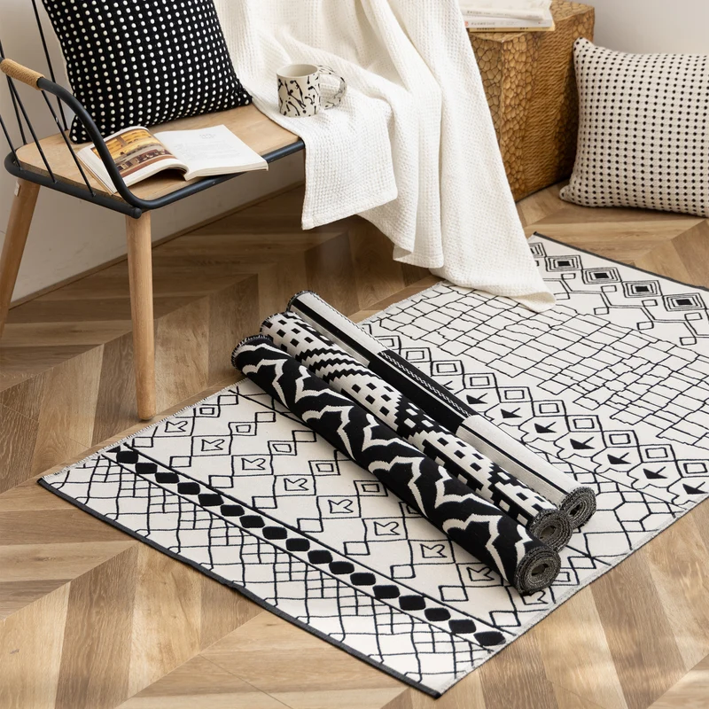 Moderner flachgewebter Teppichläufer mit abstraktem Geometrie‑Design