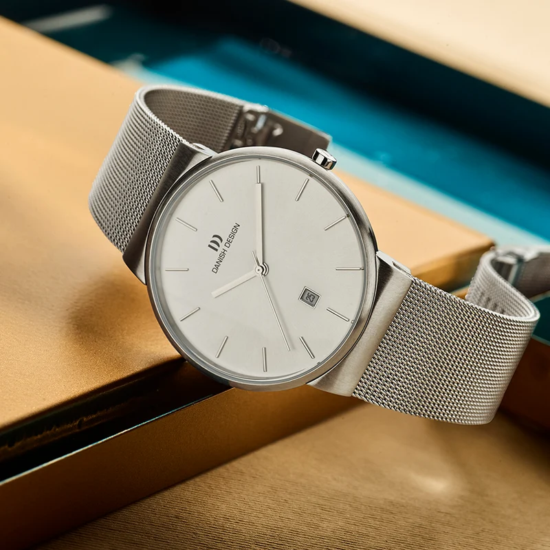 Danish Design Tåge IQ62Q971 Herrenuhr Silber • Mineralglas • Datumsanzeige