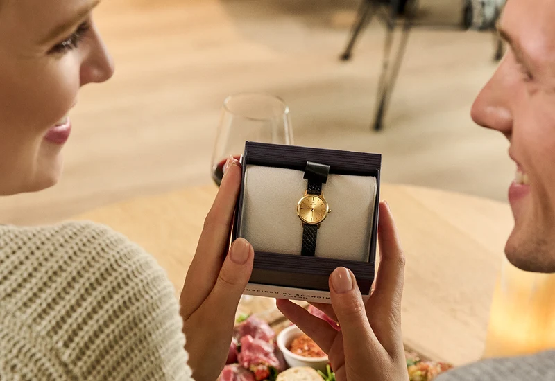 Danish Design Akilia Mini IV19Q1268 Damenuhr Gold • Schnellwechselsystem • Mineralglas