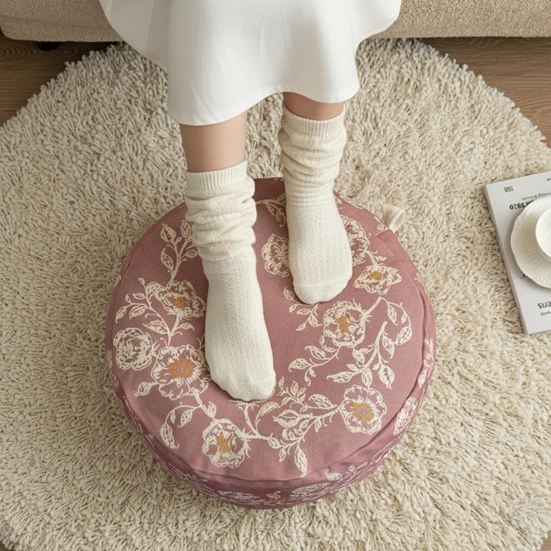 Sitzpouf‑Meditationskissen mit floraler Jacquard‑Hülle und Tragegriff