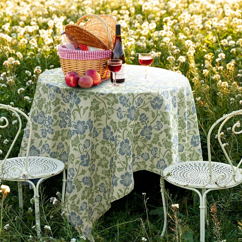 Rechteckige Tischdecke im floralen Vintage-Print aus Baumwollmix
