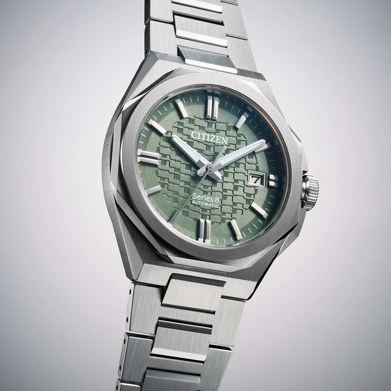 Citizen Series 8 NB6080-51W Herrenuhr Grün • Automatikwerk Kaliber 9051 • Saphirglas