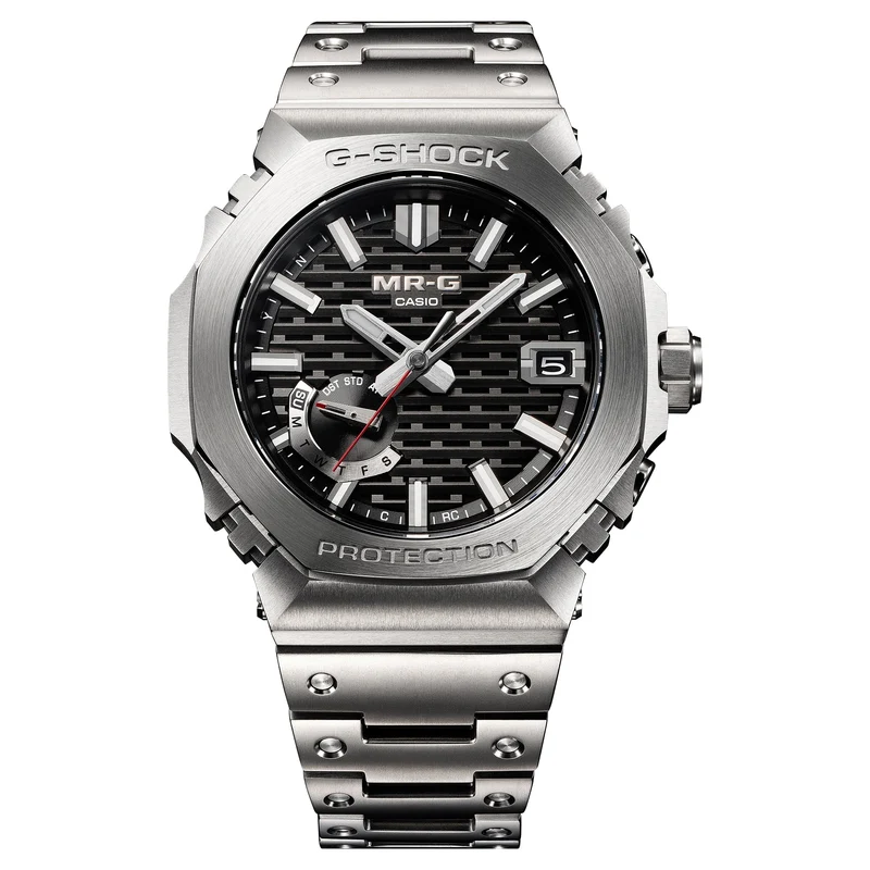 Casio MR-G MRG-B2100D-1ADR Herrenuhr • Tough Solar mit Bluetooth • Titan-Gehäuse aus Japan