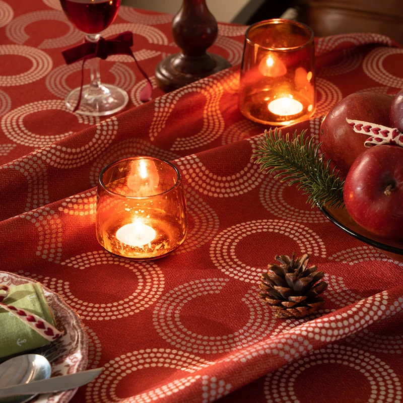 Rechteckige Jacquard-Tischdecke mit geometrischem Kreisrelief