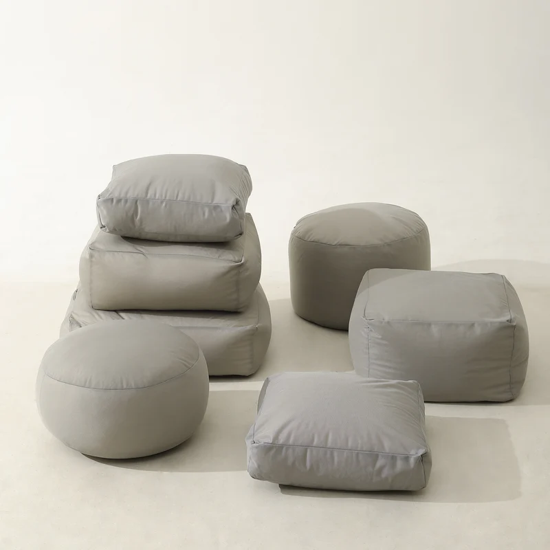 Modulares Bodenkissen- und Pouf-Set mit wasserabweisendem Microfaserbezug