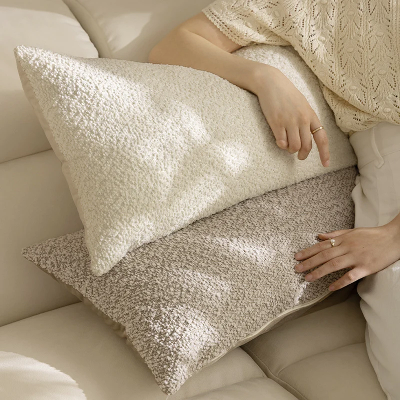 Extra-langes ergonomisches Bouclé-Lendenkissen