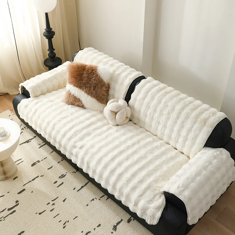 Luxuriöser Sofa-Überwurf aus Kunstfell mit gerippter Struktur