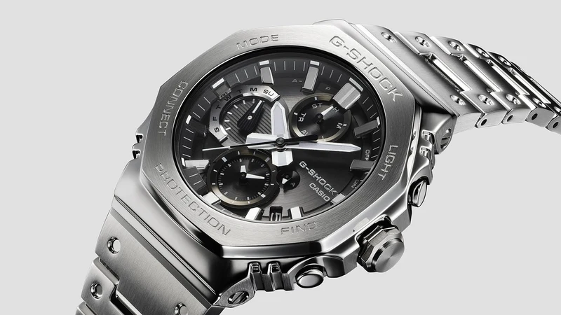 Casio G-Shock GMC-B2100D-1AER Herrenuhr • Vollmetall-Gehäuse • Solar & Bluetooth