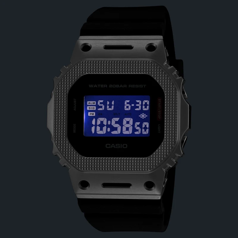 Casio G-Shock GM-5600M-1ER Herrenuhr • Metalllünette aus Edelstahl • Stoßfest & 20 bar wasserdicht
