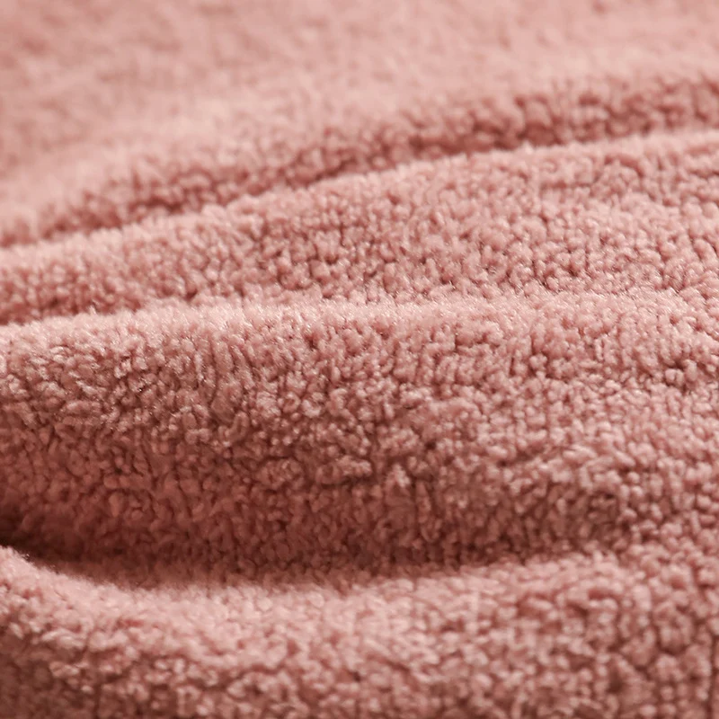 Katzenförmiges Nacken- und Lendenkissen aus Soft-Fleece