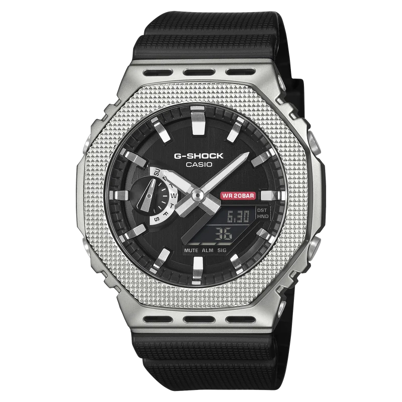 Casio G-Shock GM-2100M-1AER Herrenuhr • Metall-Lünette • Analog-Digital