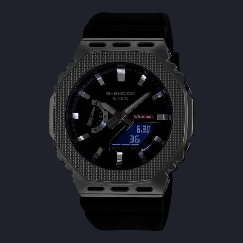 Casio G-Shock GM-2100M-1AER Herrenuhr • Metall-Lünette • Analog-Digital