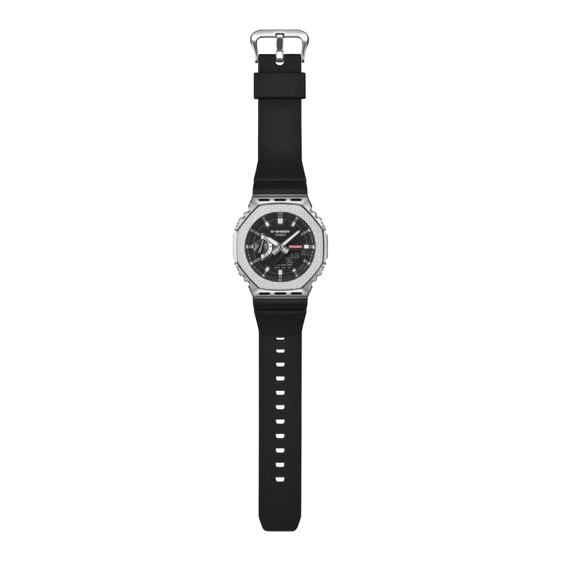 Casio G-Shock GM-2100M-1AER Herrenuhr • Metall-Lünette • Analog-Digital