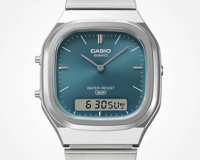 Casio Vintage AQ-240E-3AEF Armbanduhr Silber • Analog-Digital • Retro-modernes Design