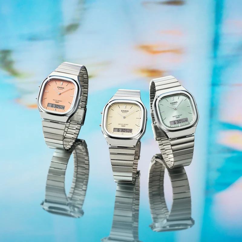 Casio Vintage AQ-240E-2AEF Armbanduhr Hellblau • Analog-Digital • Retro-modern