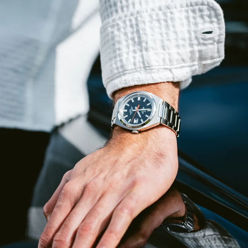 Casio Edifice EFB-109D-1AVEF Herrenuhr • Saphirglas • 10 bar Wasserdichtigkeit