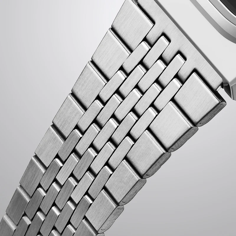 Casio Vintage A140WE-8AEF Armbanduhr Silber • Retro-Digitaldesign • Edelstahlarmband