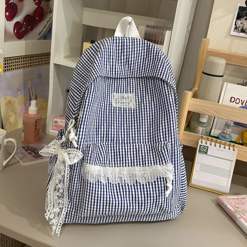 Charmantes gestreiftes Rucksack mit Spitzenbesatz Karnz