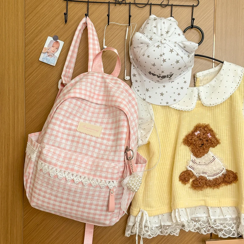 Charmanter bestickter Rucksack Karnz