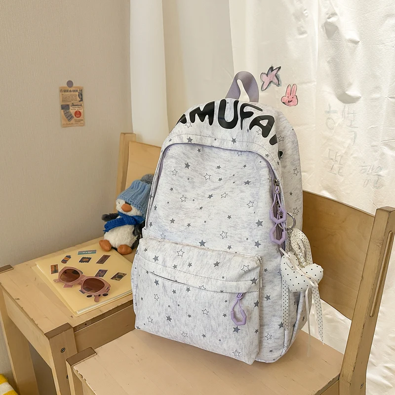 Lässiger mit Sternen verzierten Rucksack Karnz