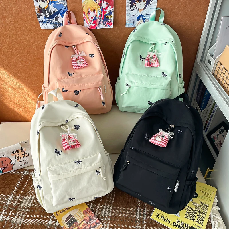 Lässiger Rucksack mit Kordelzugverschluss Karnz