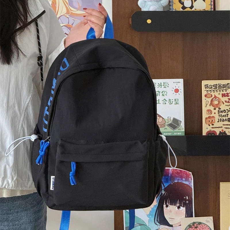 Lässiger leichter Rucksack mit cute Plüsch-Schlüsselanhänger Karnz