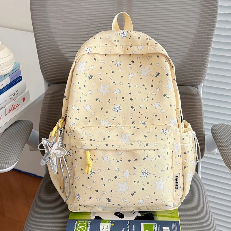 Stylischer Schulrucksack mit Sternenmotiv Karnz
