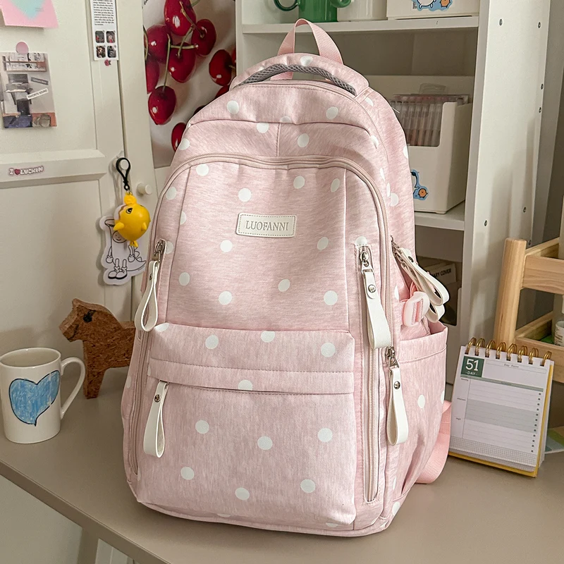 Stylische gepunktete Rucksack Karnz