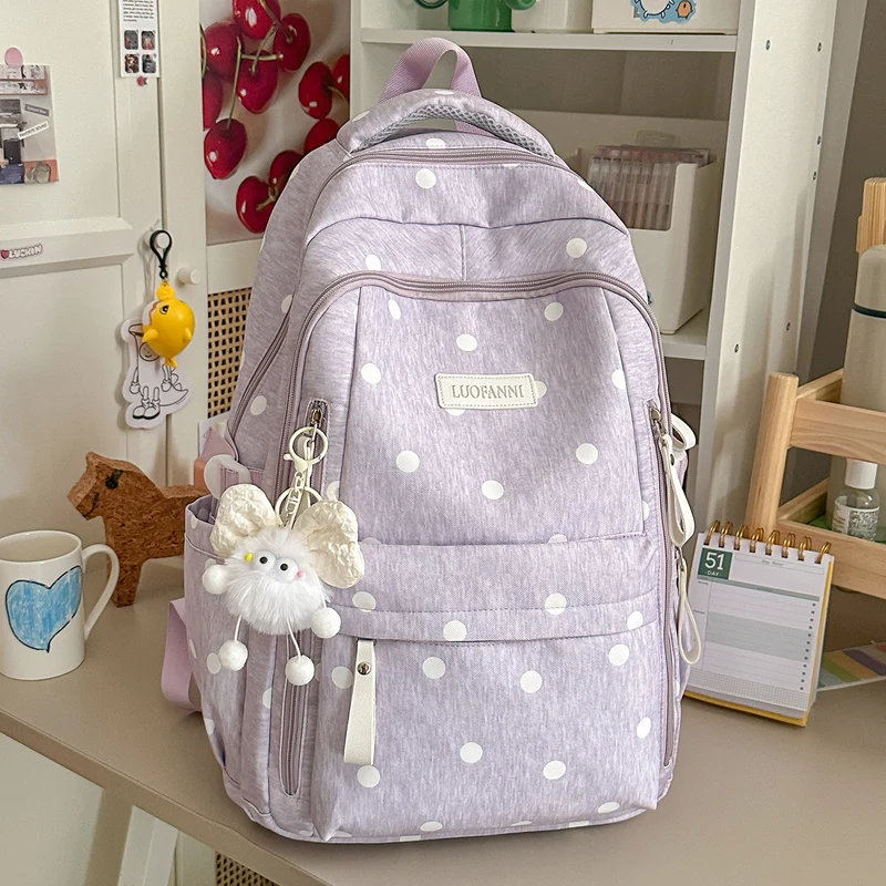 Stylische gepunktete Rucksack Karnz