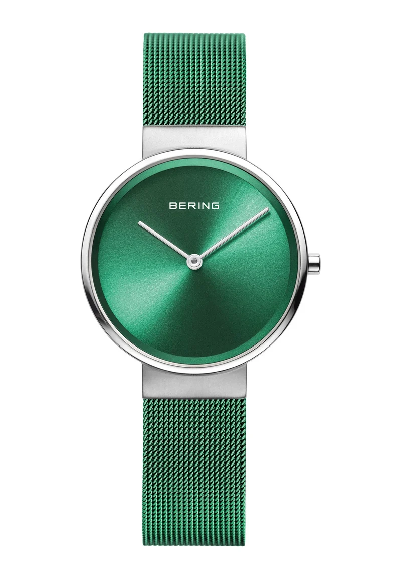 BERING Classic 14531 Damenuhr Blau • Flaches Saphirglas • Minimalistisches Design Bering Modell: 14539-808