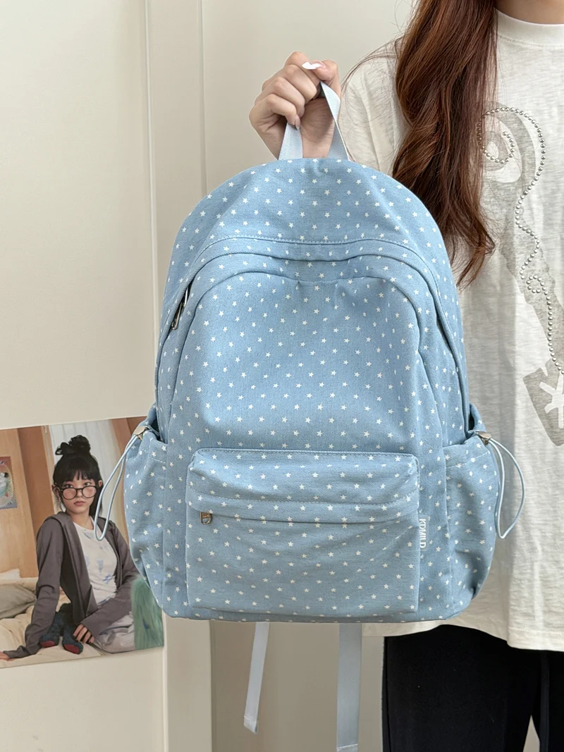 Verspielt gepunkteter Rucksack Karnz