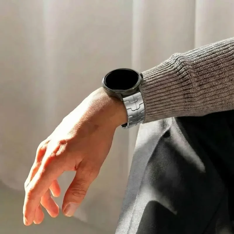 Google Pixel Watch 5 - 45mm Iron' Titanarmband (Silber)