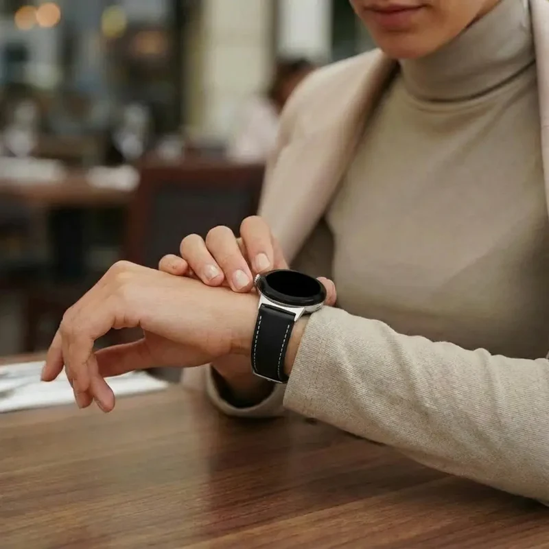 Google Pixel Watch 5 - 45mm Lederarmband (Schwarz)