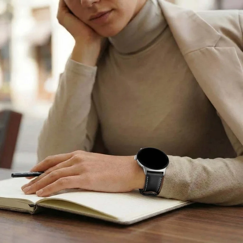 Google Pixel Watch 5 - 45mm Lederarmband (Schwarz)