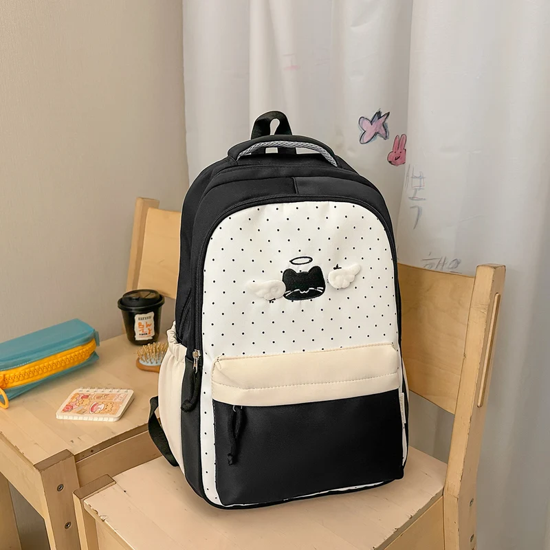 Niedliche Cartoon-Charakter-Rucksack Karnz