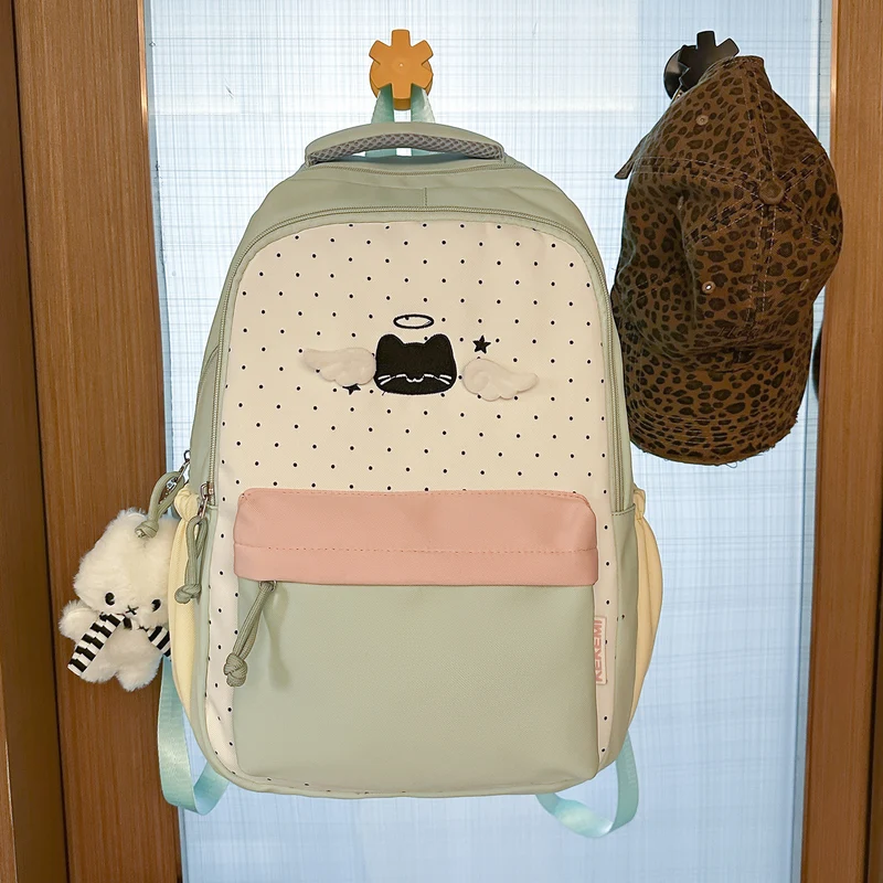 Niedliche Cartoon-Charakter-Rucksack Karnz