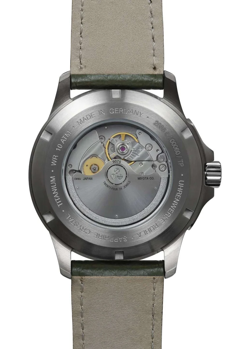 Bauhaus Aviation 2868-4 Herrenuhr Dunkelgrün • Automatik GMT • Saphirglas