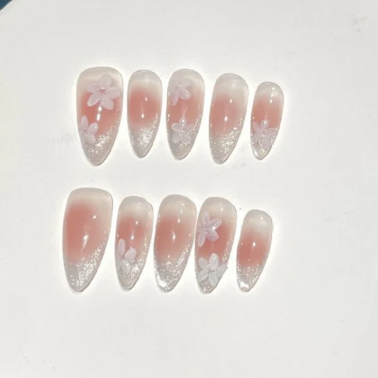 Florale Ombre Press-On Nagelkunst